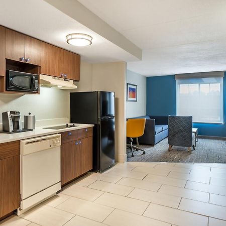 Holiday Inn Express Hotel And Suites Petersburg - Fort Lee By Ihg Dış mekan fotoğraf