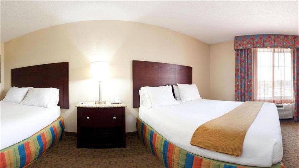 Holiday Inn Express Hotel And Suites Petersburg - Fort Lee By Ihg Dış mekan fotoğraf