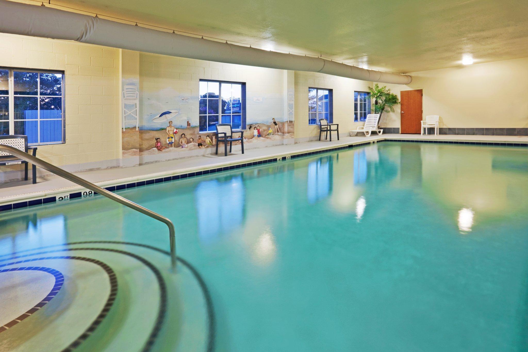 Holiday Inn Express Hotel And Suites Petersburg - Fort Lee By Ihg Dış mekan fotoğraf