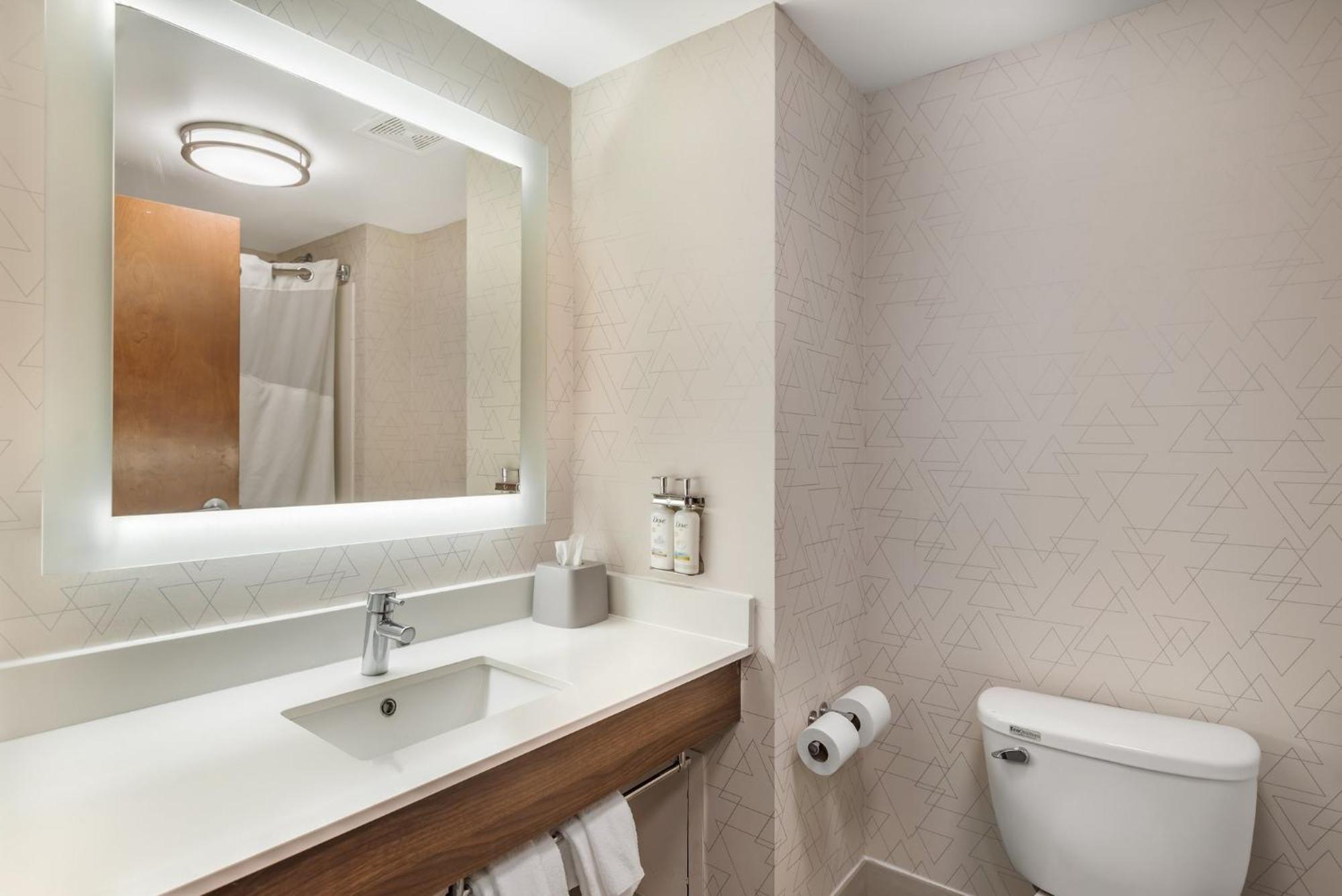 Holiday Inn Express Hotel And Suites Petersburg - Fort Lee By Ihg Dış mekan fotoğraf