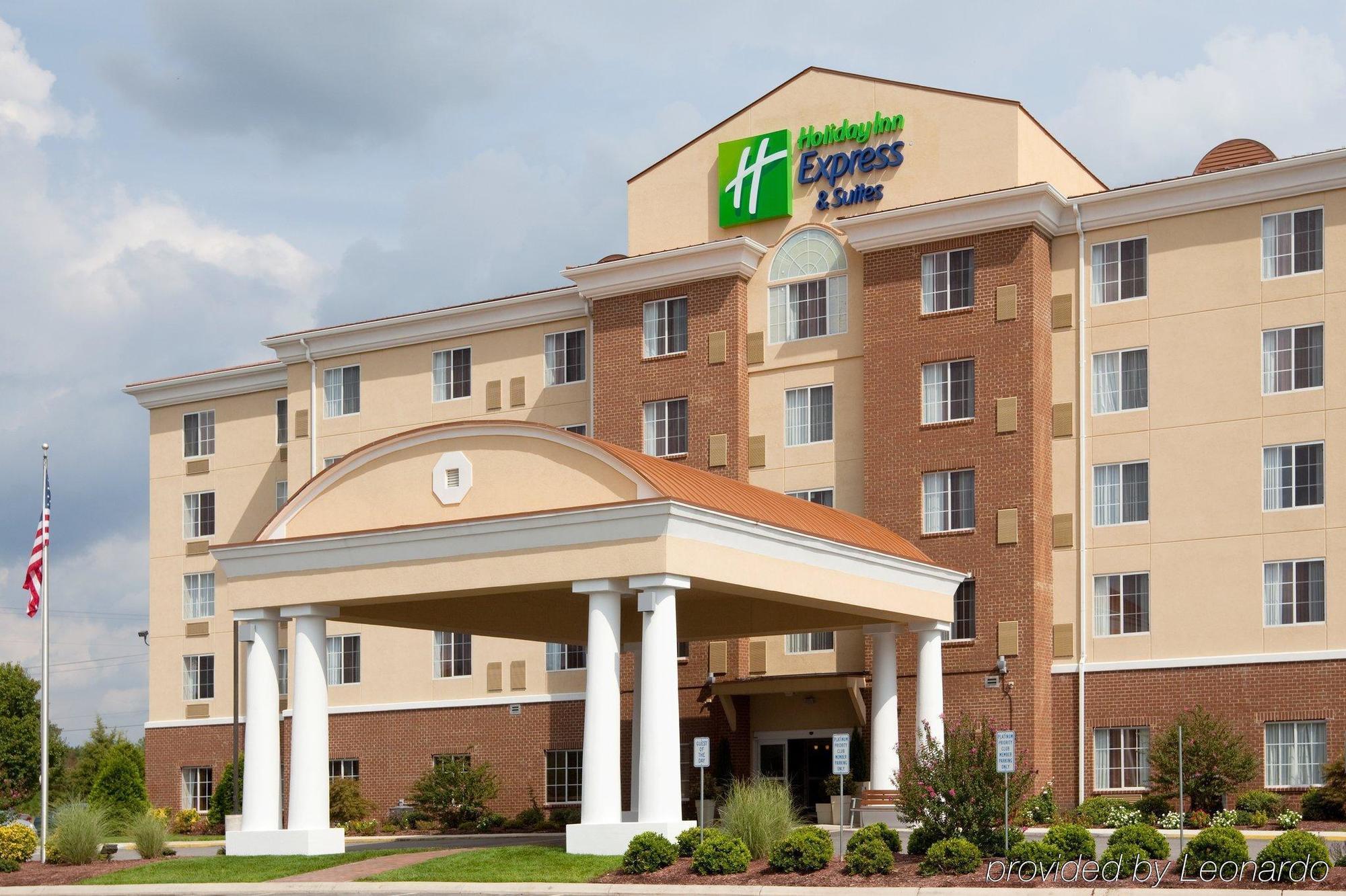 Holiday Inn Express Hotel And Suites Petersburg - Fort Lee By Ihg Dış mekan fotoğraf