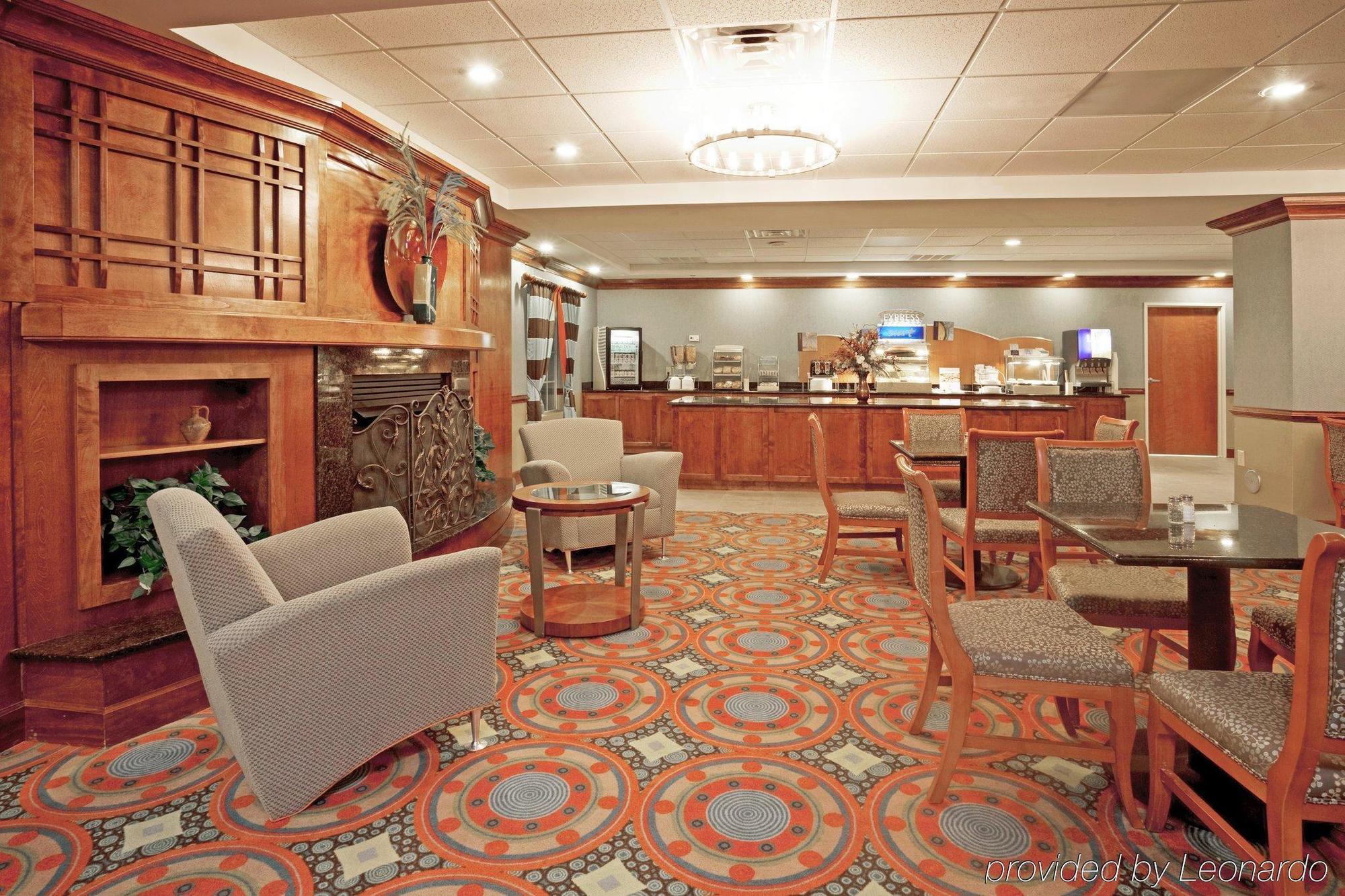 Holiday Inn Express Hotel And Suites Petersburg - Fort Lee By Ihg Dış mekan fotoğraf