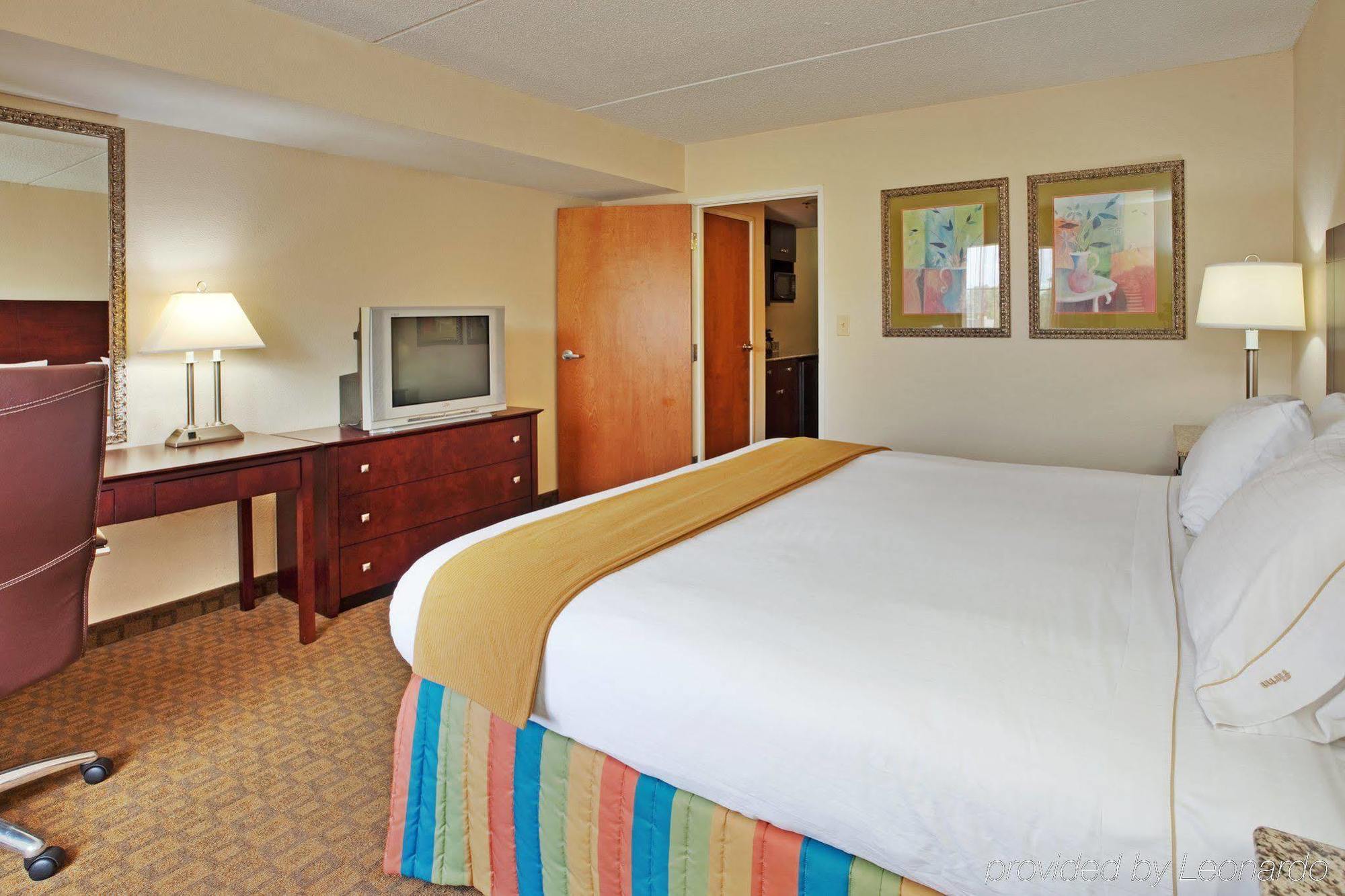Holiday Inn Express Hotel And Suites Petersburg - Fort Lee By Ihg Dış mekan fotoğraf