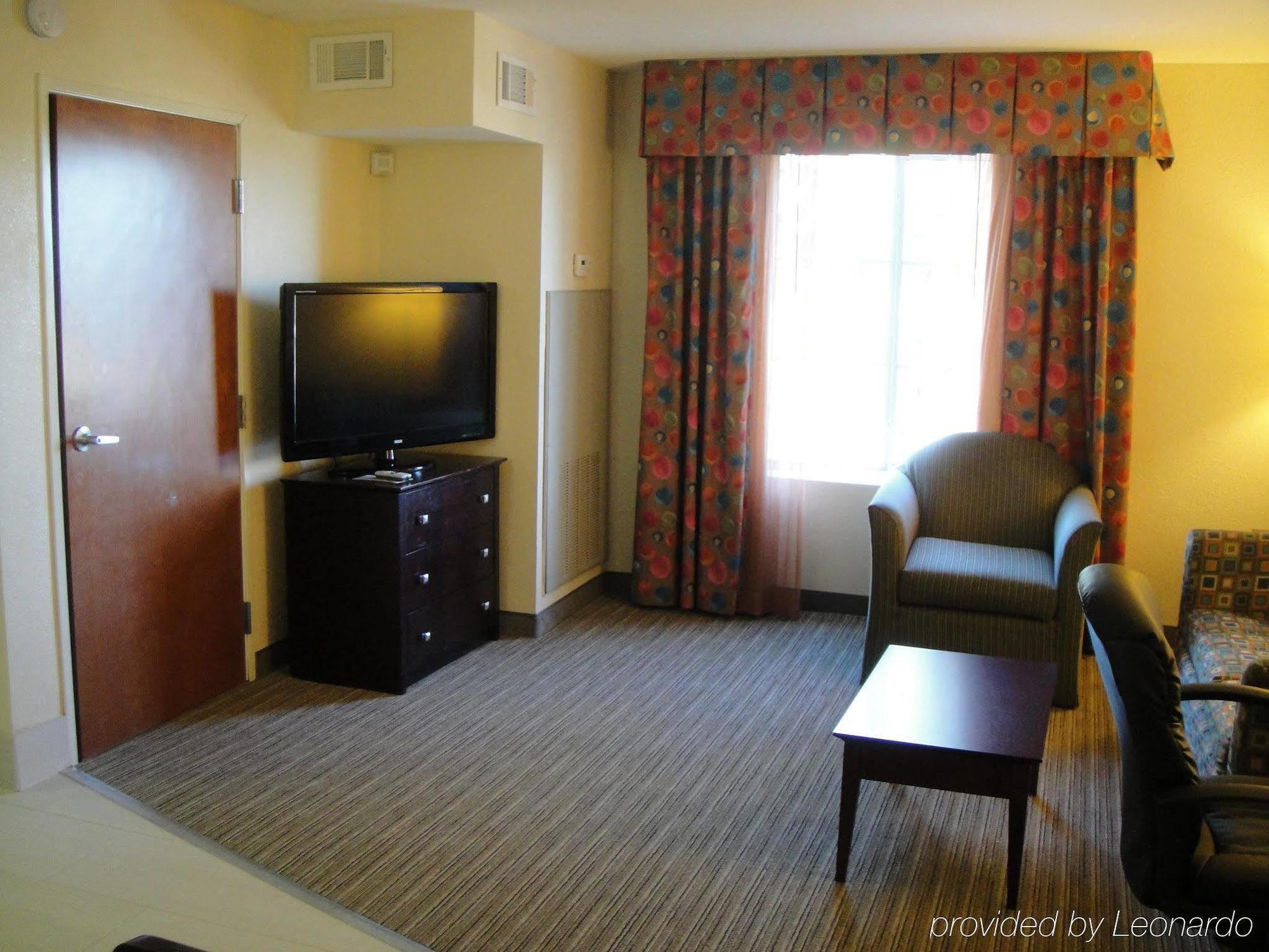 Holiday Inn Express Hotel And Suites Petersburg - Fort Lee, An Ihg Hotel Dış mekan fotoğraf